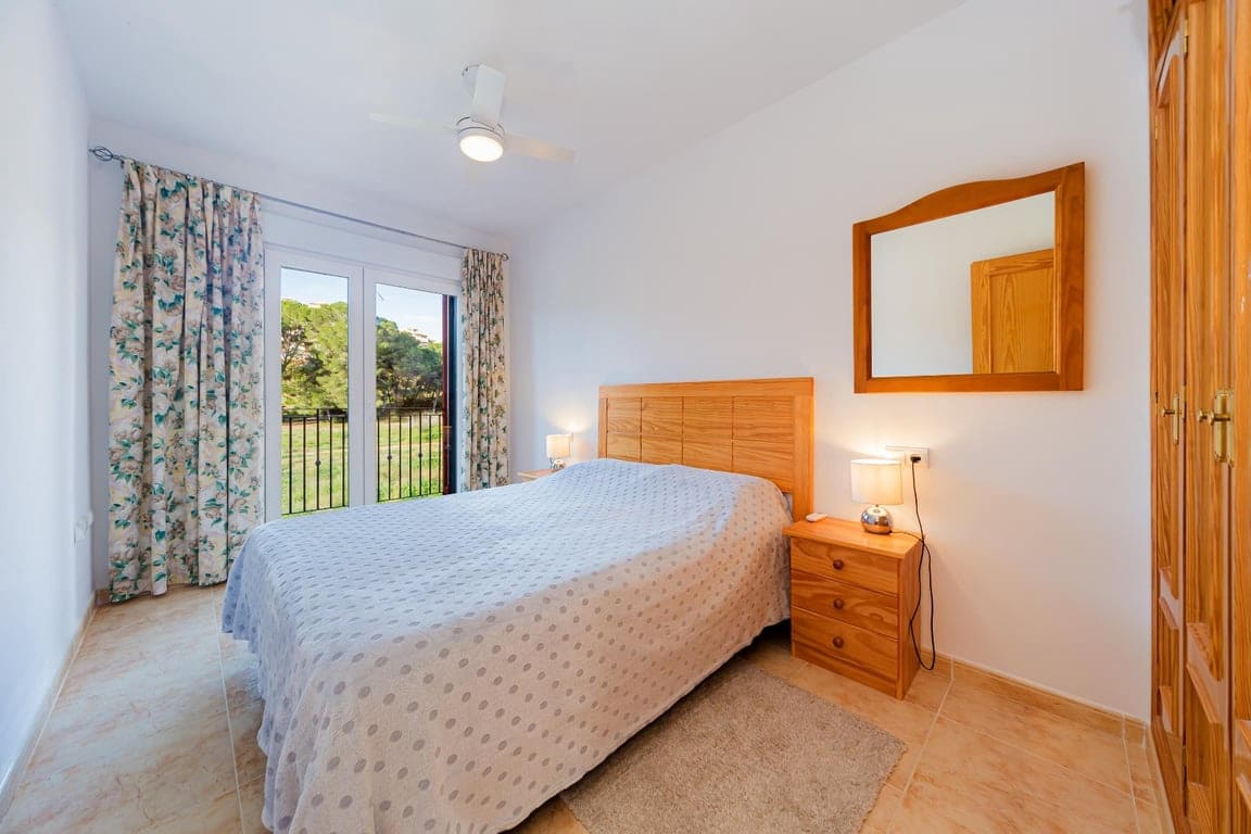 4 bedroom Apartment for sale in Dehesa de Campoamor with pool - € 335,000 (Ref: 9798280)