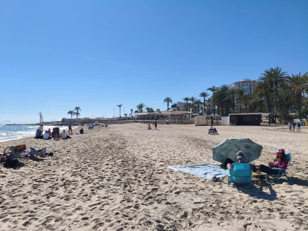 4 bedroom Apartment for sale in Dehesa de Campoamor with pool - € 335,000 (Ref: 9798280)