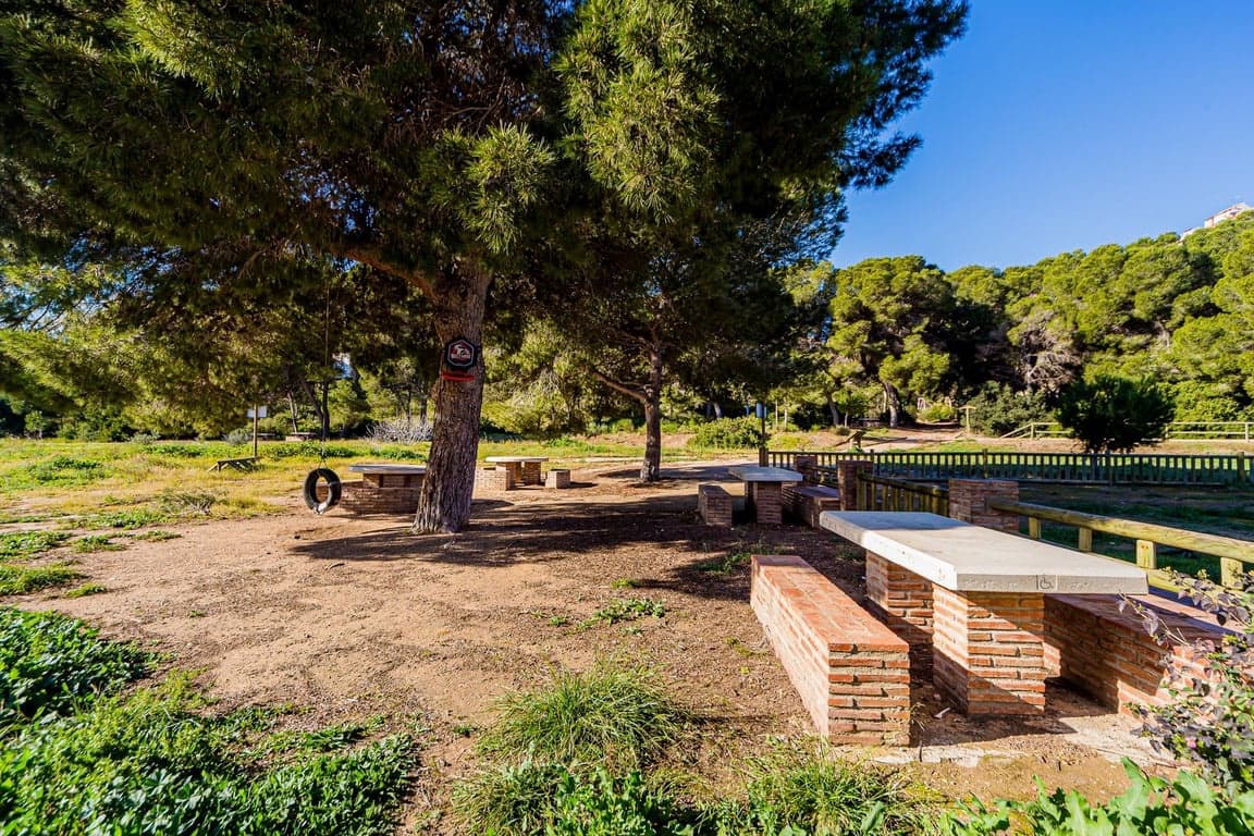 4 bedroom Apartment for sale in Dehesa de Campoamor with pool - € 335,000 (Ref: 9798280)