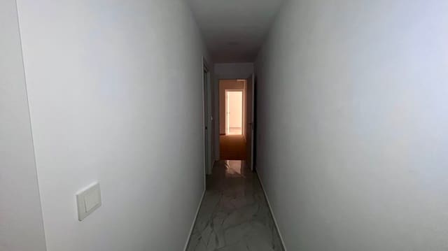 2 makuuhuone Bungalow myytävänä paikassa Torrevieja - 248 000 € (Ref: 9798281)