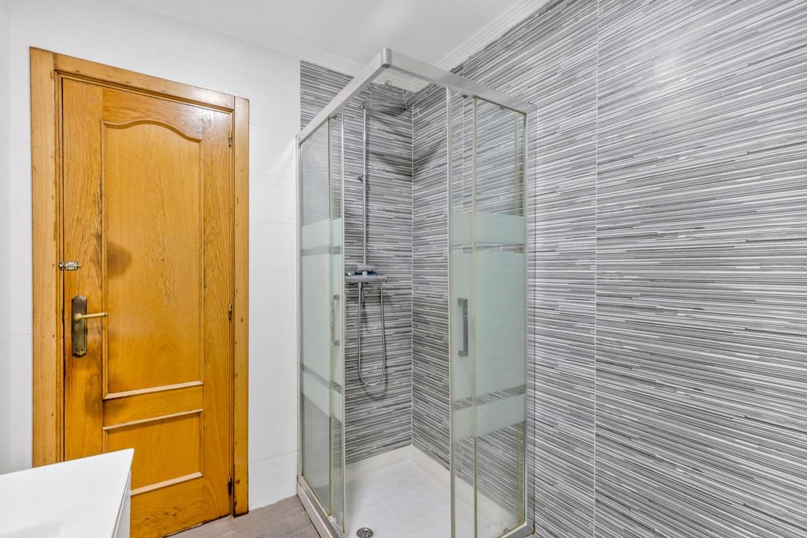 4 bedroom Apartment for sale in Torrevieja - € 259,990 (Ref: 9816122)
