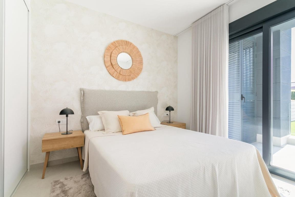 2 sypialnia Apartament na sprzedaż w Torrevieja z basenem - 310 000 € (Ref: 9816123)