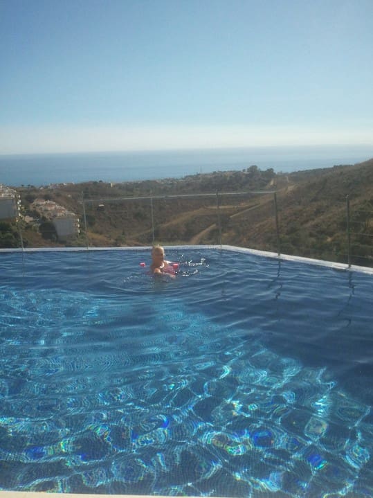 3 sypialnia Apartament na sprzedaż w Sitio de Calahonda z basenem garażem - 549 000 € (Ref: 9772486)