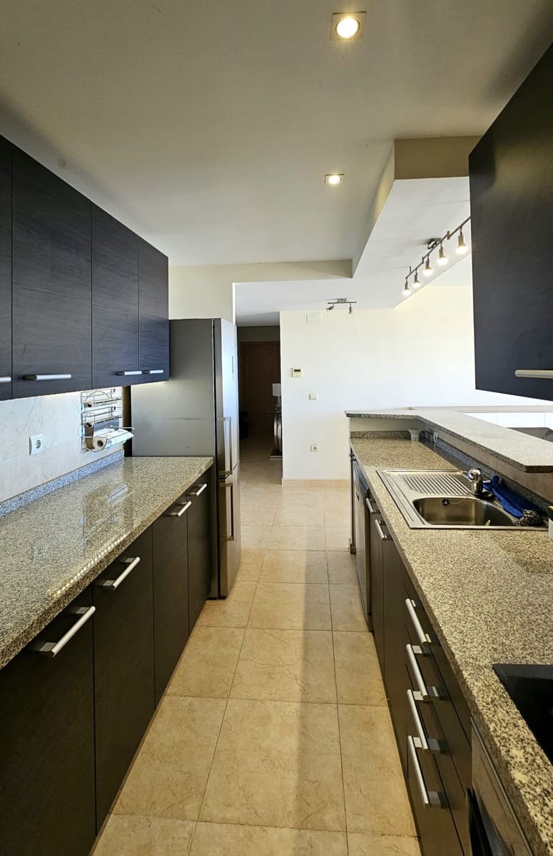 3 sypialnia Apartament na sprzedaż w Sitio de Calahonda z basenem garażem - 549 000 € (Ref: 9772486)