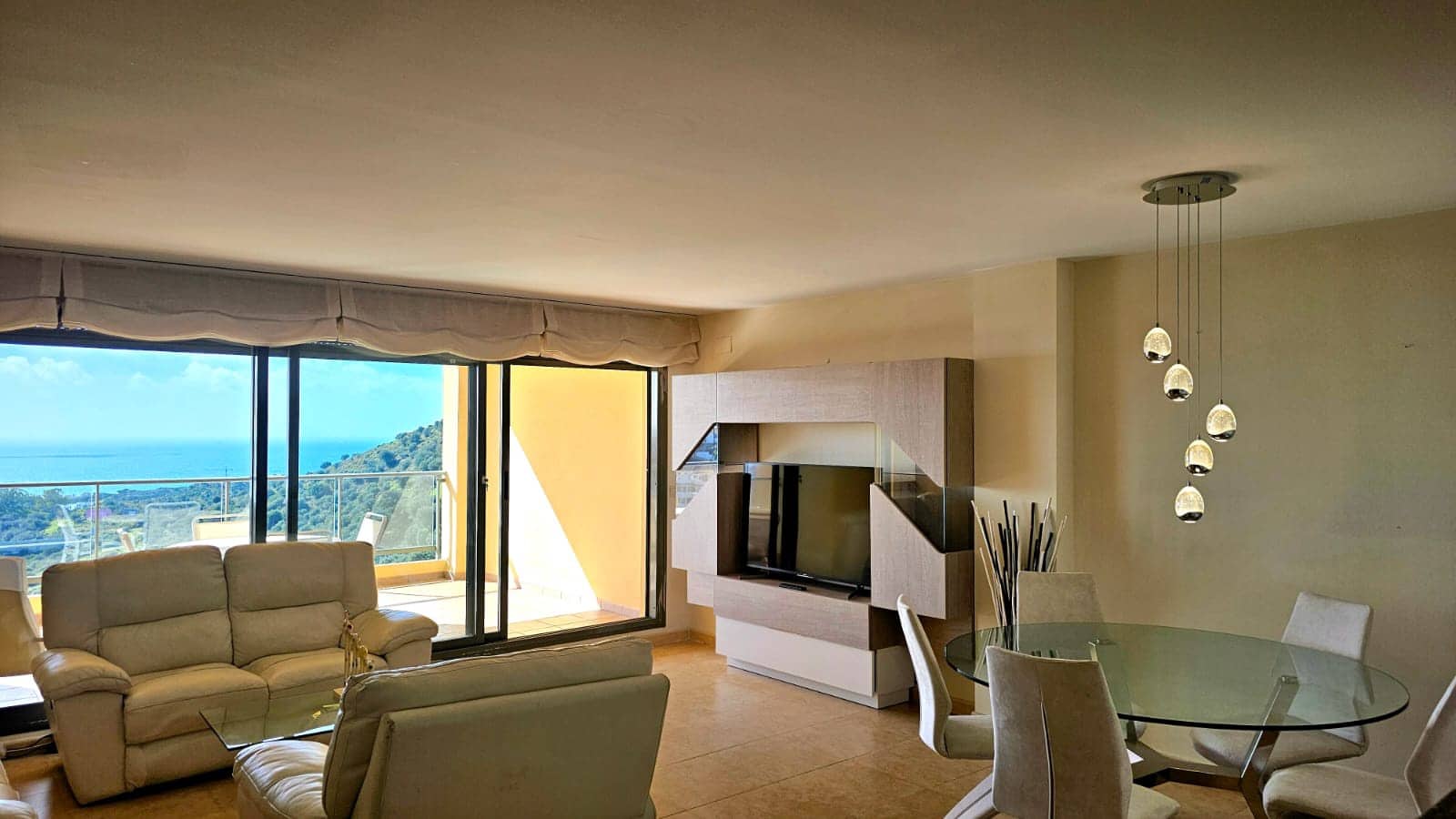 3 sypialnia Apartament na sprzedaż w Sitio de Calahonda z basenem garażem - 549 000 € (Ref: 9772486)