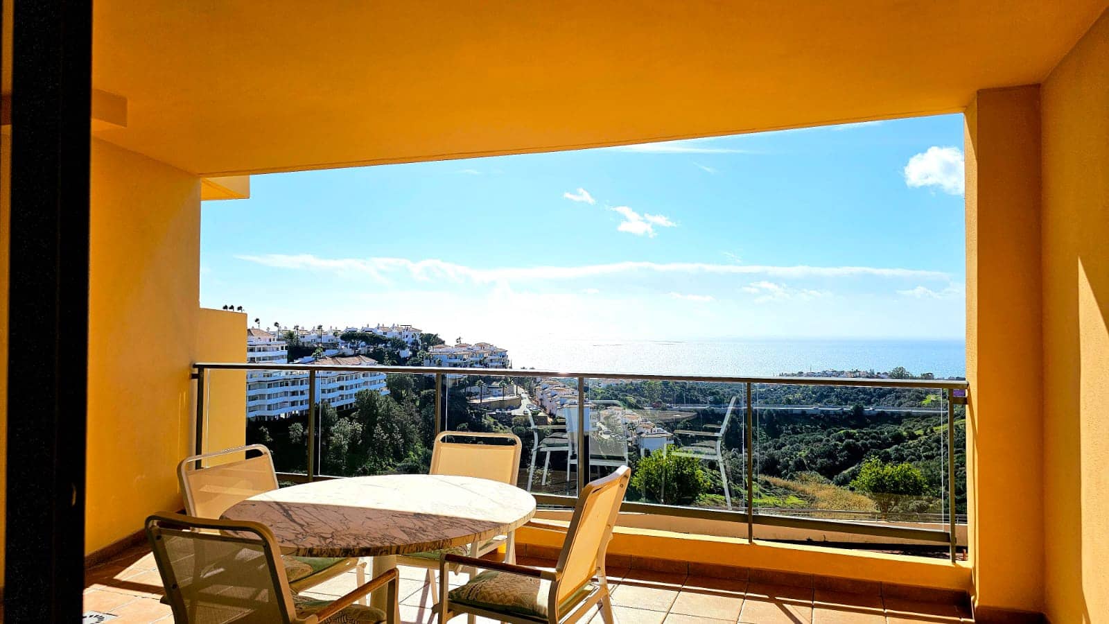 3 sypialnia Apartament na sprzedaż w Sitio de Calahonda z basenem garażem - 549 000 € (Ref: 9772486)