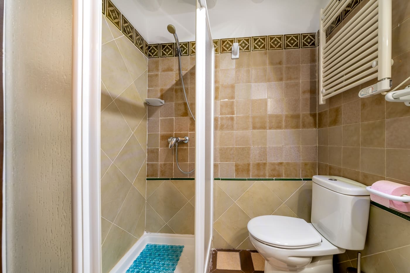 6 slaapkamer Gastenverblijf/B&B te koop in Capileira - € 300.000 (Ref: 9778404)