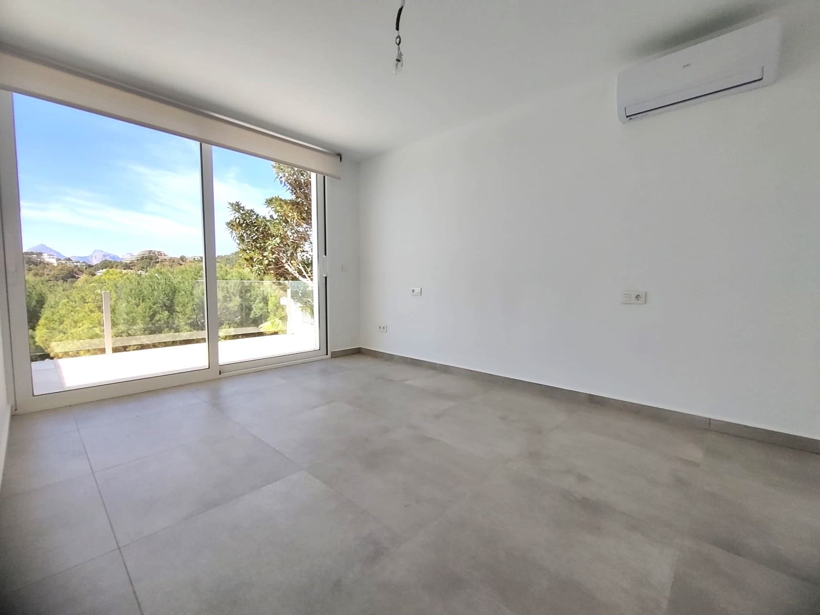 4 soveværelse Villa til salg i Altea med swimmingpool garage - € 1.590.000 (Ref: 9777323)