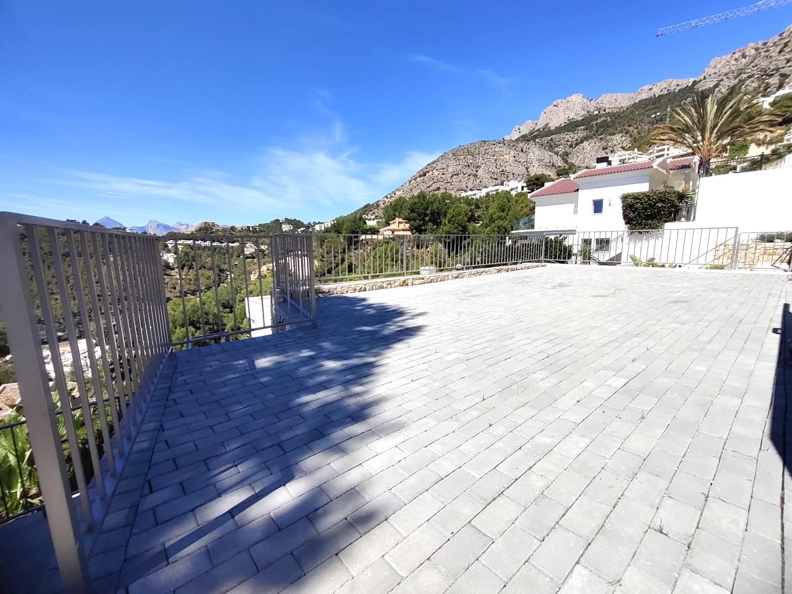 4 soveværelse Villa til salg i Altea med swimmingpool garage - € 1.590.000 (Ref: 9777323)