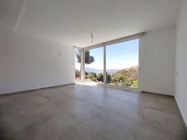 4 sypialnia Willa na sprzedaż w Altea z basenem garażem - 1 590 000 € (Ref: 9777323)