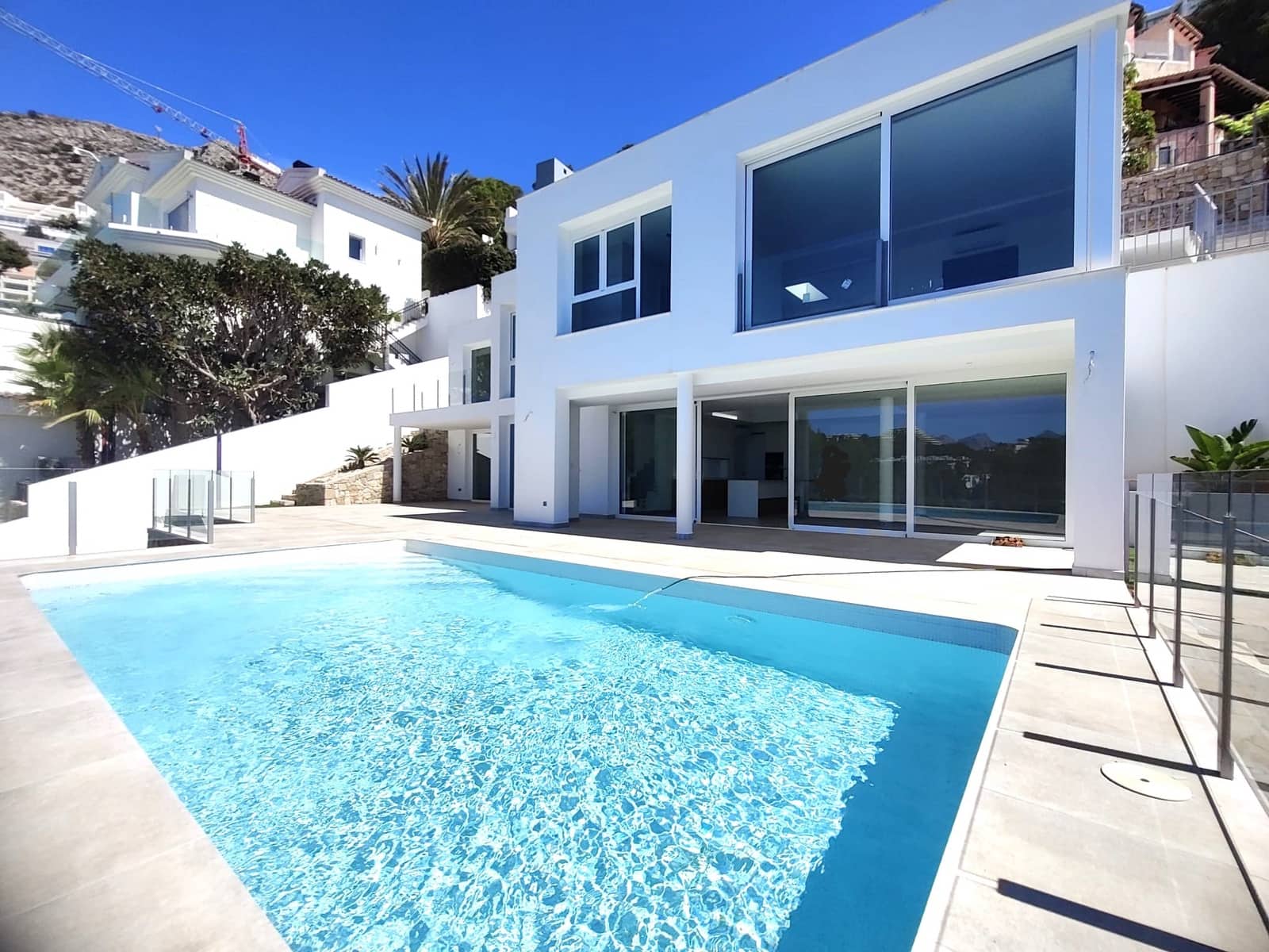 4 soveværelse Villa til salg i Altea med swimmingpool garage - € 1.590.000 (Ref: 9777323)