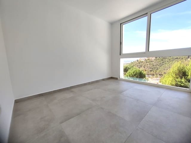 4 sypialnia Willa na sprzedaż w Altea z basenem garażem - 1 590 000 € (Ref: 9777323)