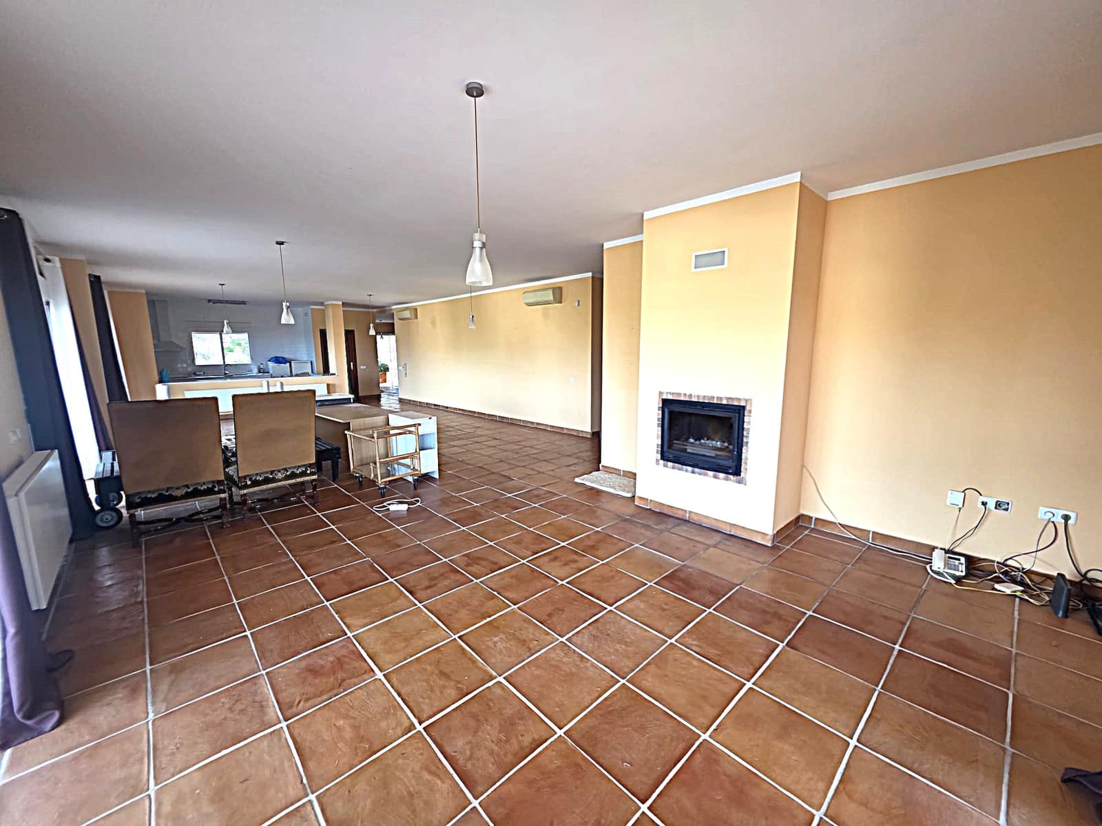 4 sypialnia Willa na sprzedaż w Altea z basenem garażem - 849 000 € (Ref: 9820985)