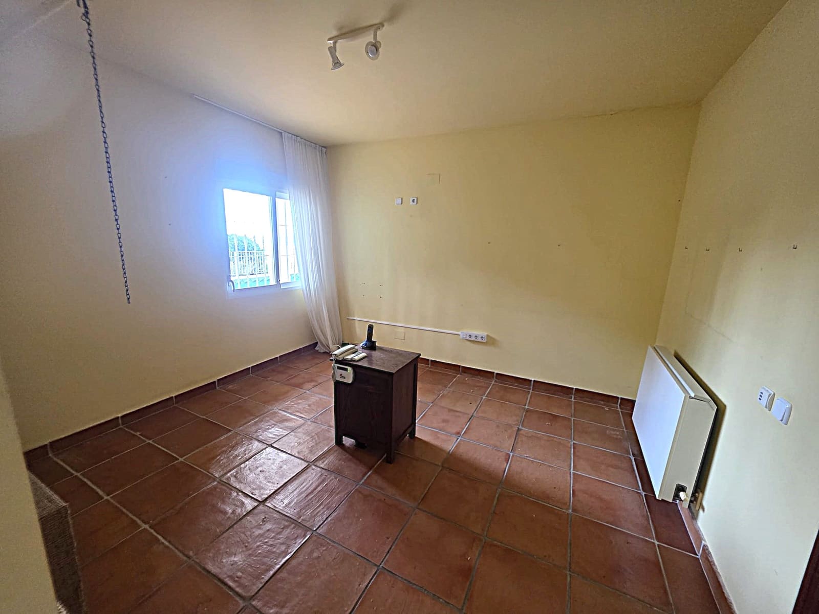 4 sypialnia Willa na sprzedaż w Altea z basenem garażem - 849 000 € (Ref: 9820985)