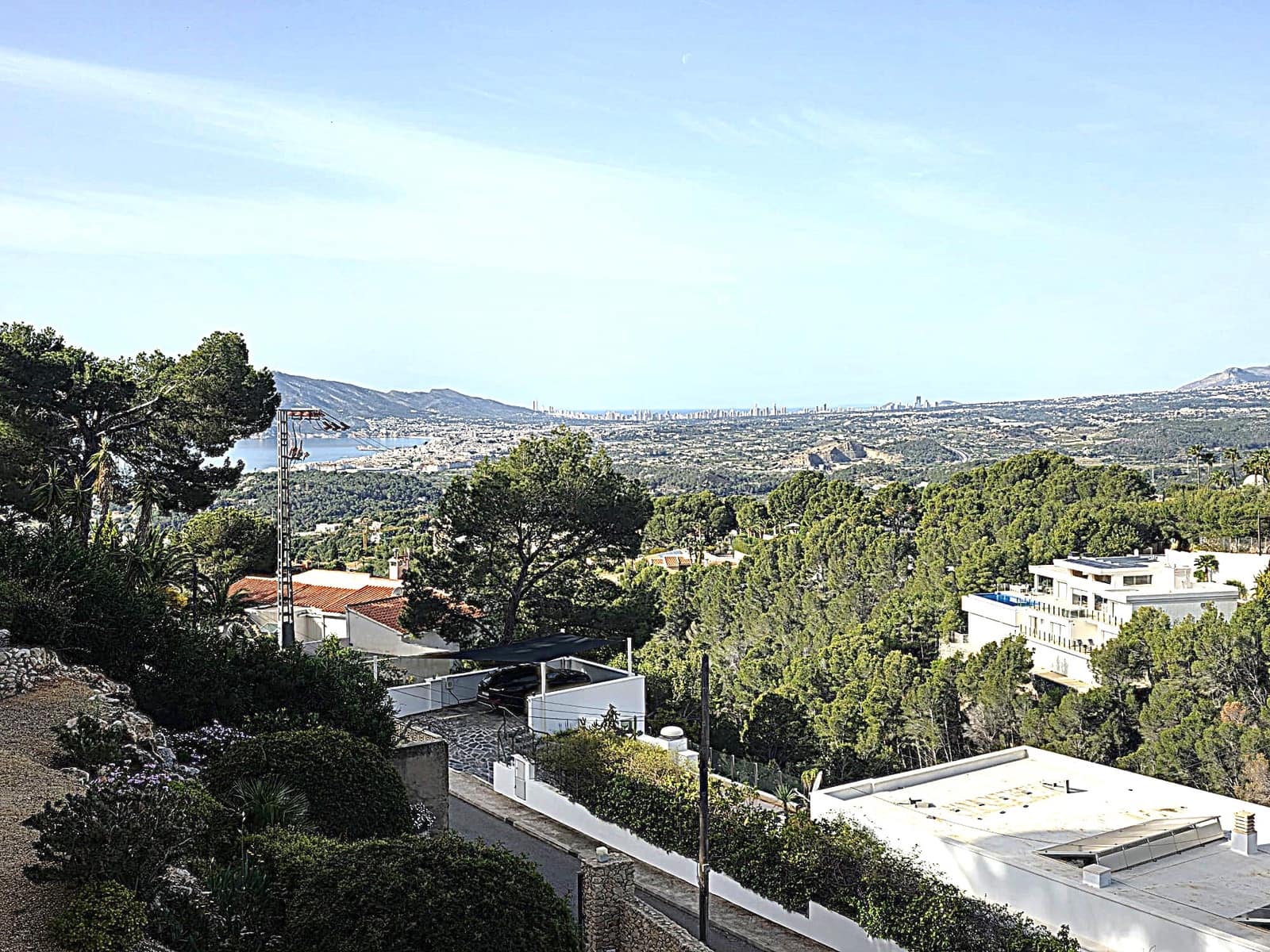 4 sypialnia Willa na sprzedaż w Altea z basenem garażem - 849 000 € (Ref: 9820985)