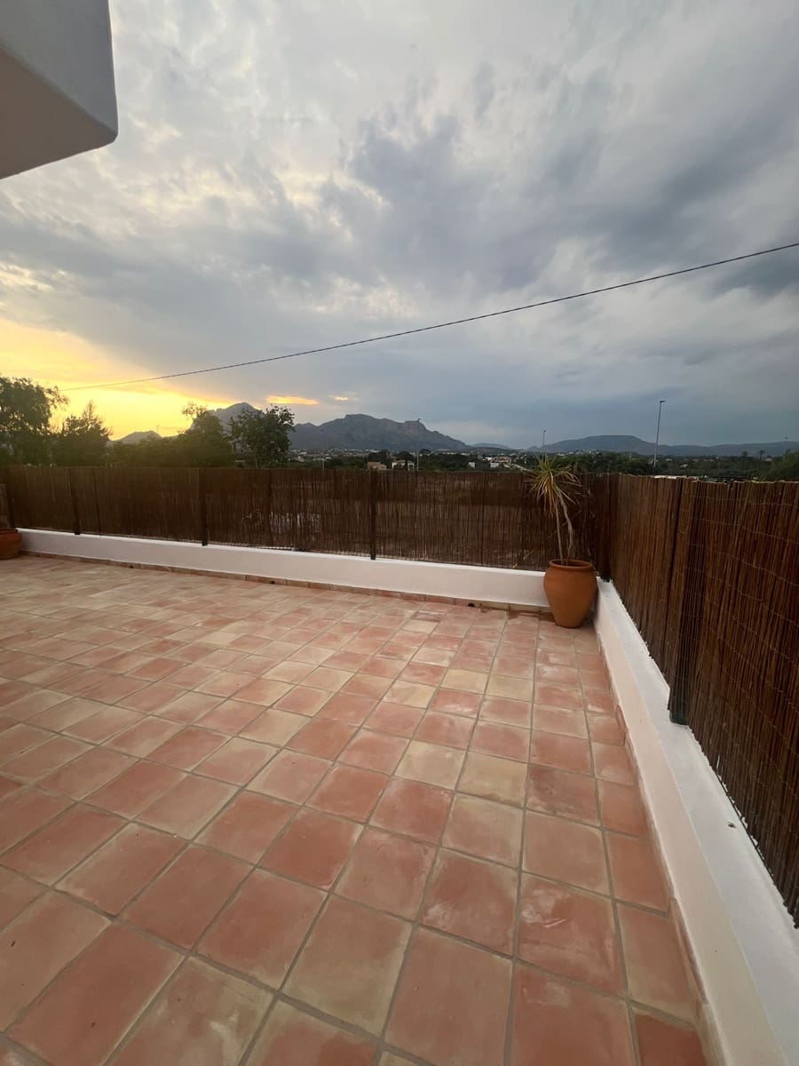 3 camera da letto Bungalow da affittare in Albir con garage - 1.600 € (Rif: 9911828)