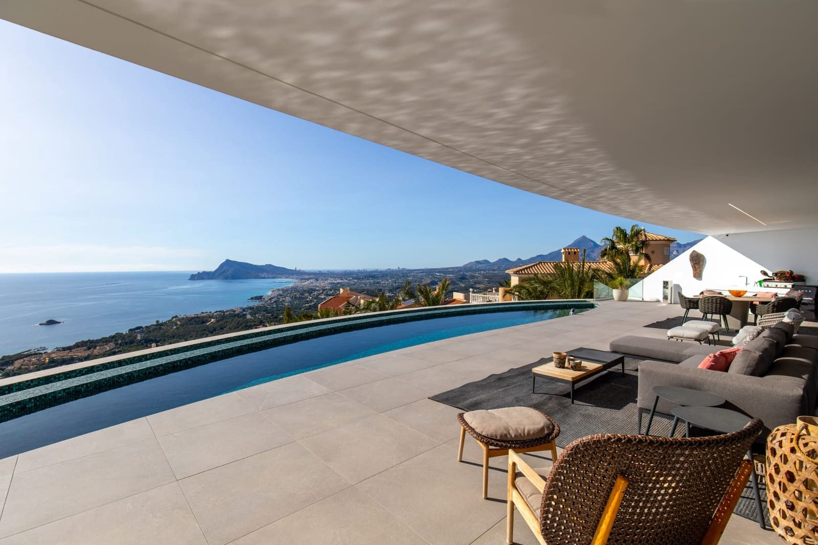 5 slaapkamer Villa te koop in Altea met zwembad garage - € 3.650.000 (Ref: 9911914)