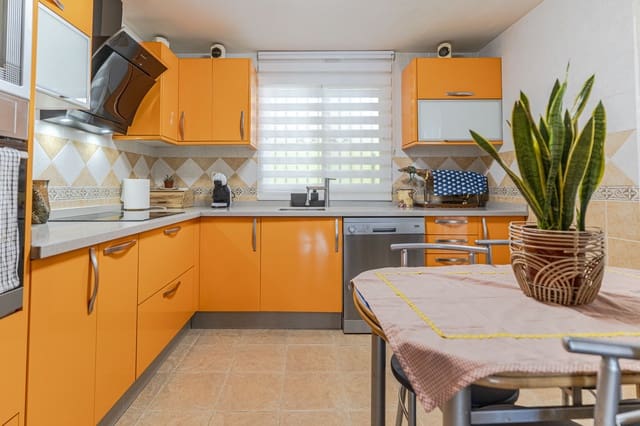 3 quarto Moradia em Banda para venda em El Romeral, Gualchos com garagem - 219 900 € (Ref: 10012171)