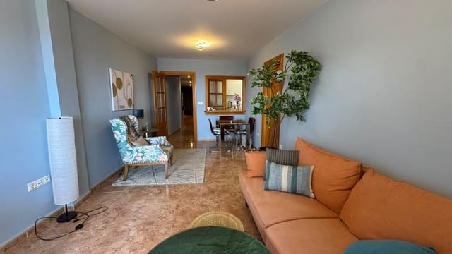 Piso de 3 habitaciones en Polopos en venta - 114.900 € (Ref: 10041613)