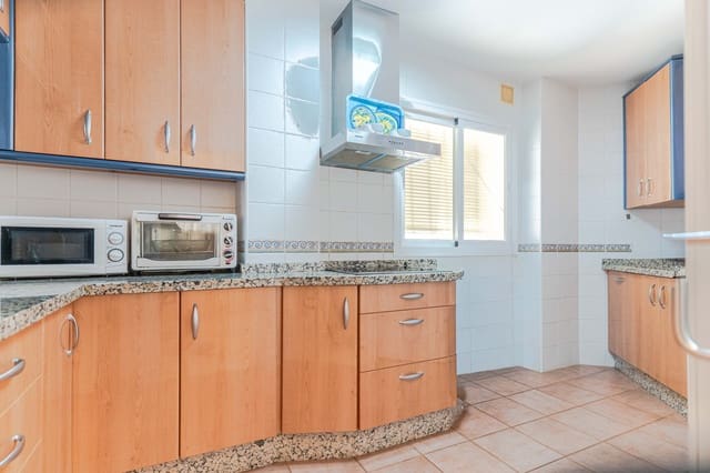 2 Zimmer Wohnung zu verkaufen in Calahonda, Motril mit Garage - 189.900 € (Ref: 10042197)