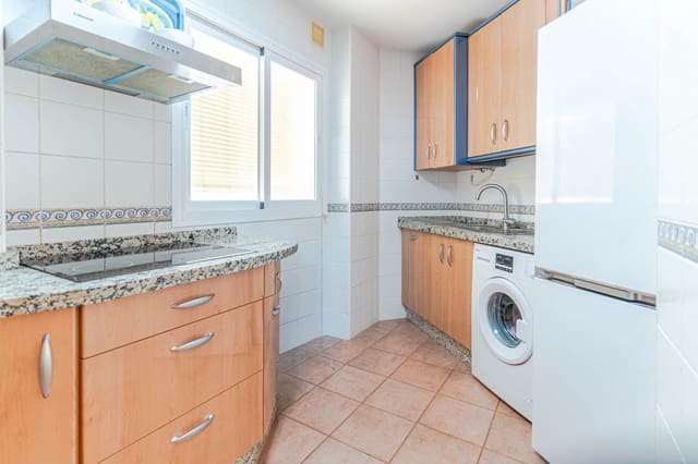 2 Zimmer Wohnung zu verkaufen in Calahonda, Motril mit Garage - 189.900 € (Ref: 10042197)