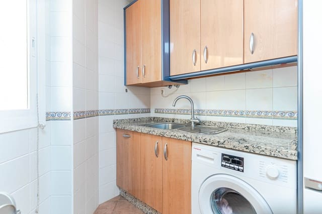 2 Zimmer Wohnung zu verkaufen in Calahonda, Motril mit Garage - 189.900 € (Ref: 10042197)