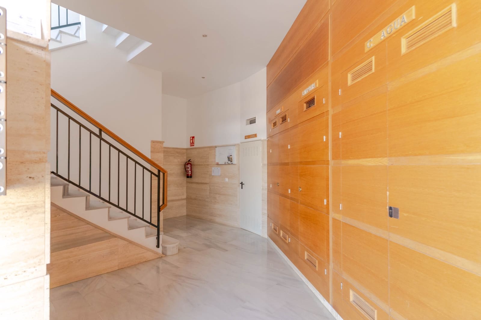 2 bedroom Flat for sale in Calahonda with garage - € 189,900 (Ref: 10042197)