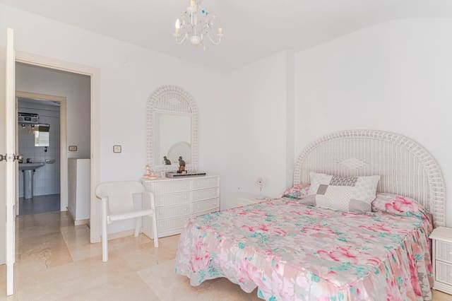 2 sovrum Radhus till salu i Calahonda, Motril med pool garage - 219 900 € (Ref: 10042212)