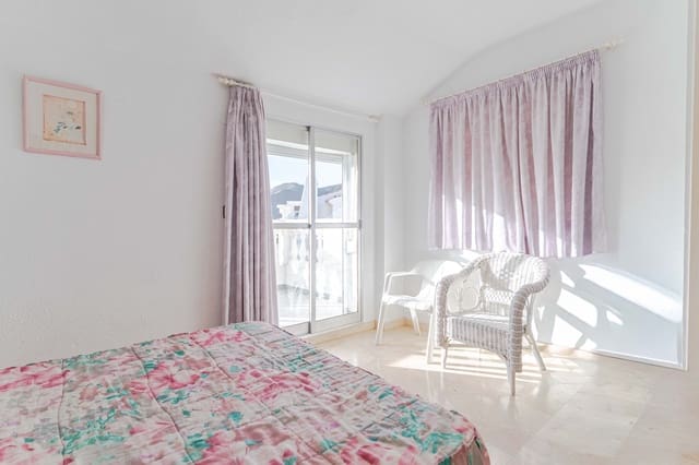 2 sovrum Radhus till salu i Calahonda, Motril med pool garage - 219 900 € (Ref: 10042212)
