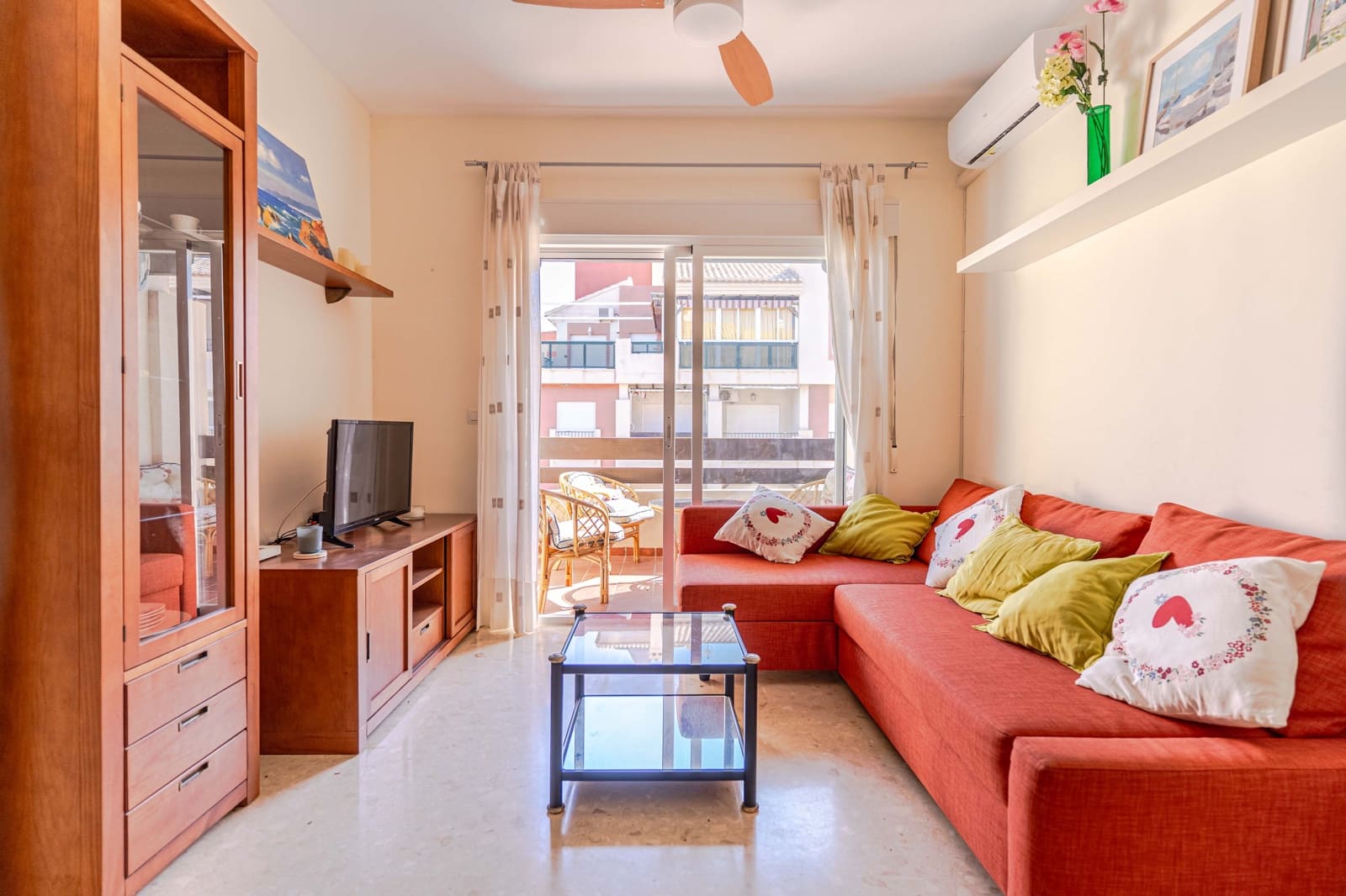 2 slaapkamer Flat te koop in Calahonda met zwembad - € 189.900 (Ref: 10158656)