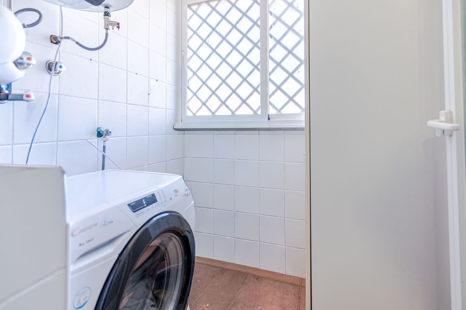 2 slaapkamer Flat te koop in Calahonda met zwembad - € 189.900 (Ref: 10158656)