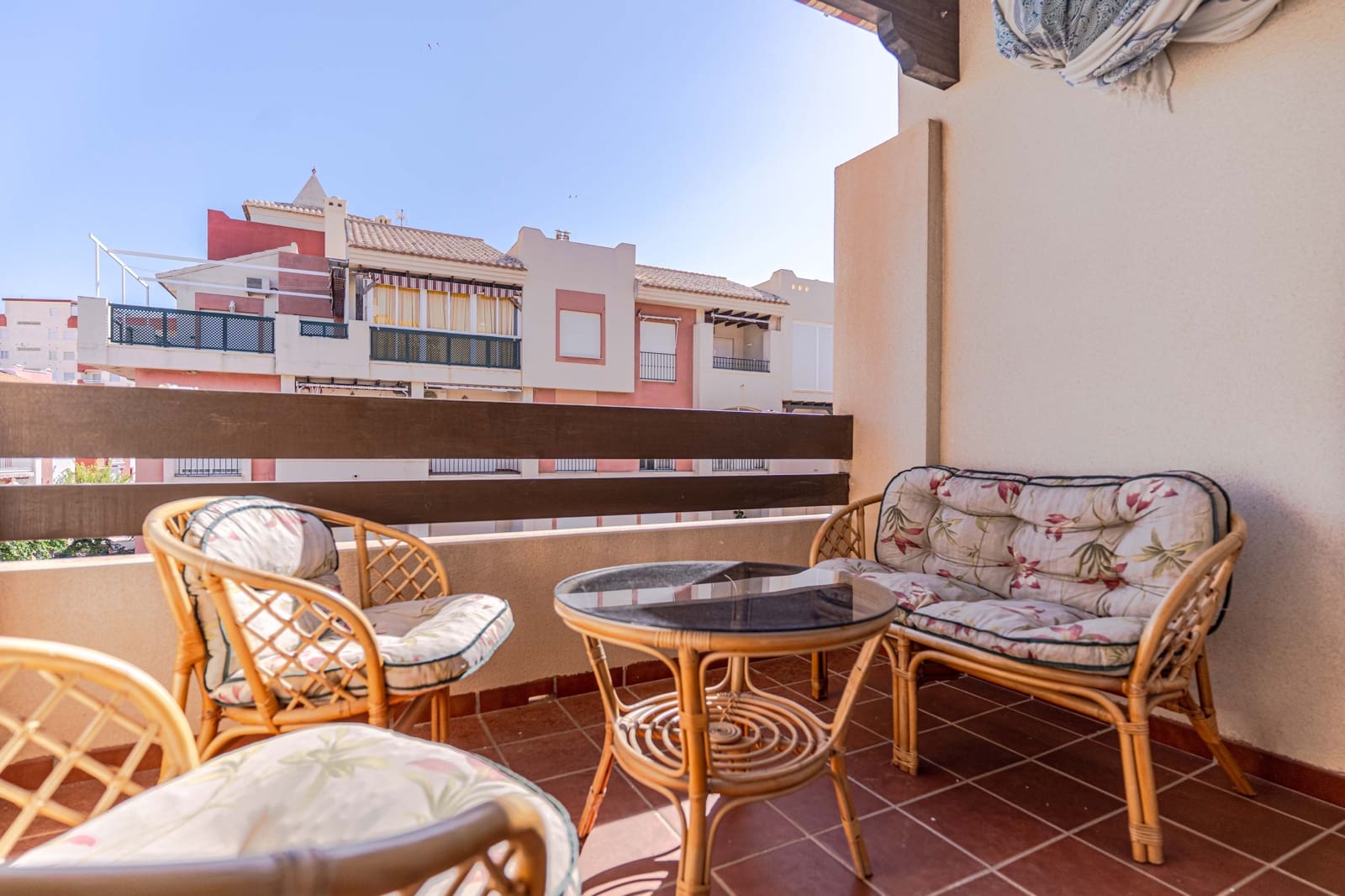 2 slaapkamer Flat te koop in Calahonda met zwembad - € 189.900 (Ref: 10158656)