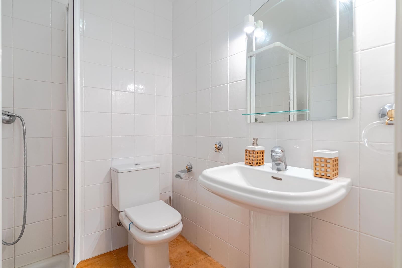 2 slaapkamer Flat te koop in Calahonda met zwembad - € 189.900 (Ref: 10158656)