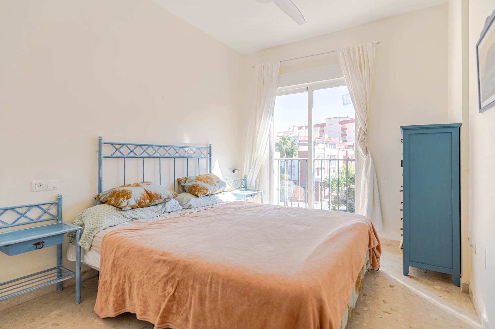 2 slaapkamer Flat te koop in Calahonda met zwembad - € 189.900 (Ref: 10158656)