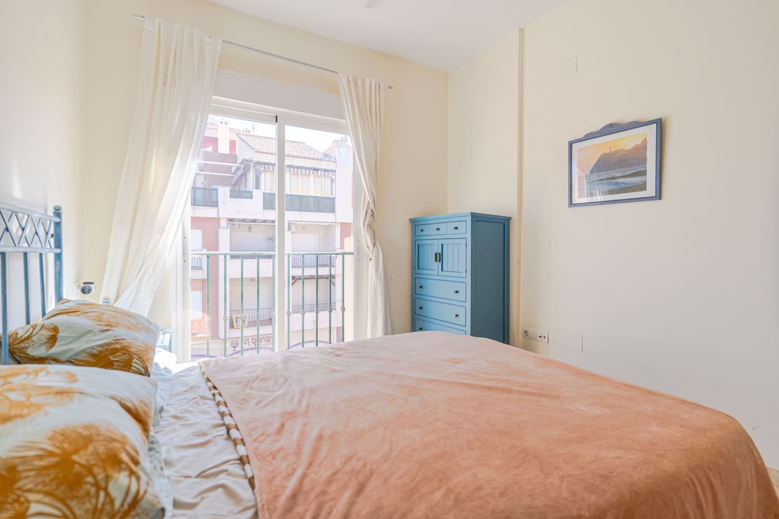 2 slaapkamer Flat te koop in Calahonda met zwembad - € 189.900 (Ref: 10158656)