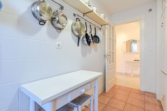 2 slaapkamer Flat te koop in Calahonda, Motril met zwembad - € 189.900 (Ref: 10158656)