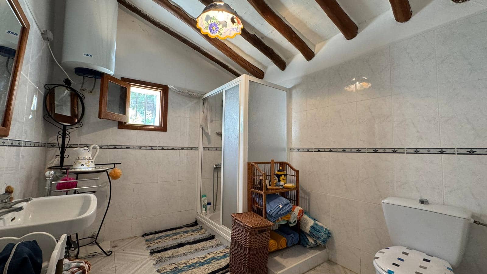 5 soveværelse Finca/Landehus til salg i Castell de Ferro med garage - € 159.900 (Ref: 9823667)