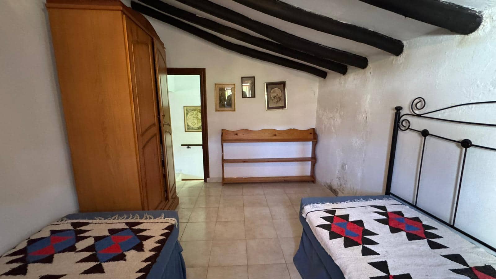 5 soveværelse Finca/Landehus til salg i Castell de Ferro med garage - € 159.900 (Ref: 9823667)