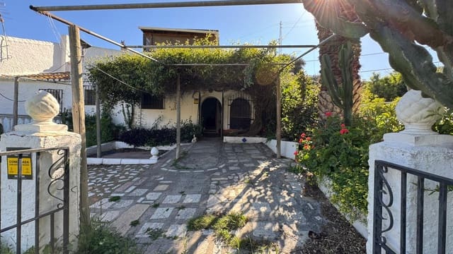 5 soveværelse Finca/Landehus til salg i Castell de Ferro, Gualchos med garage - € 159.900 (Ref: 9823667)