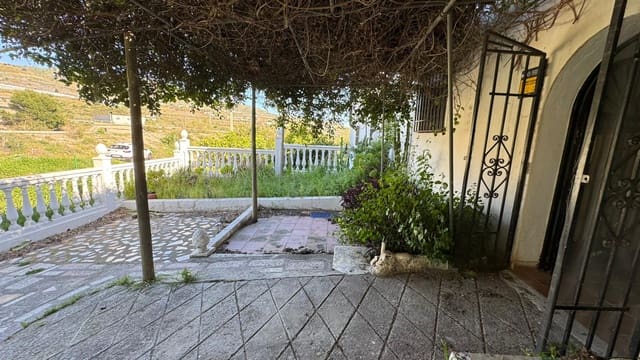 5 soveværelse Finca/Landehus til salg i Castell de Ferro, Gualchos med garage - € 159.900 (Ref: 9823667)