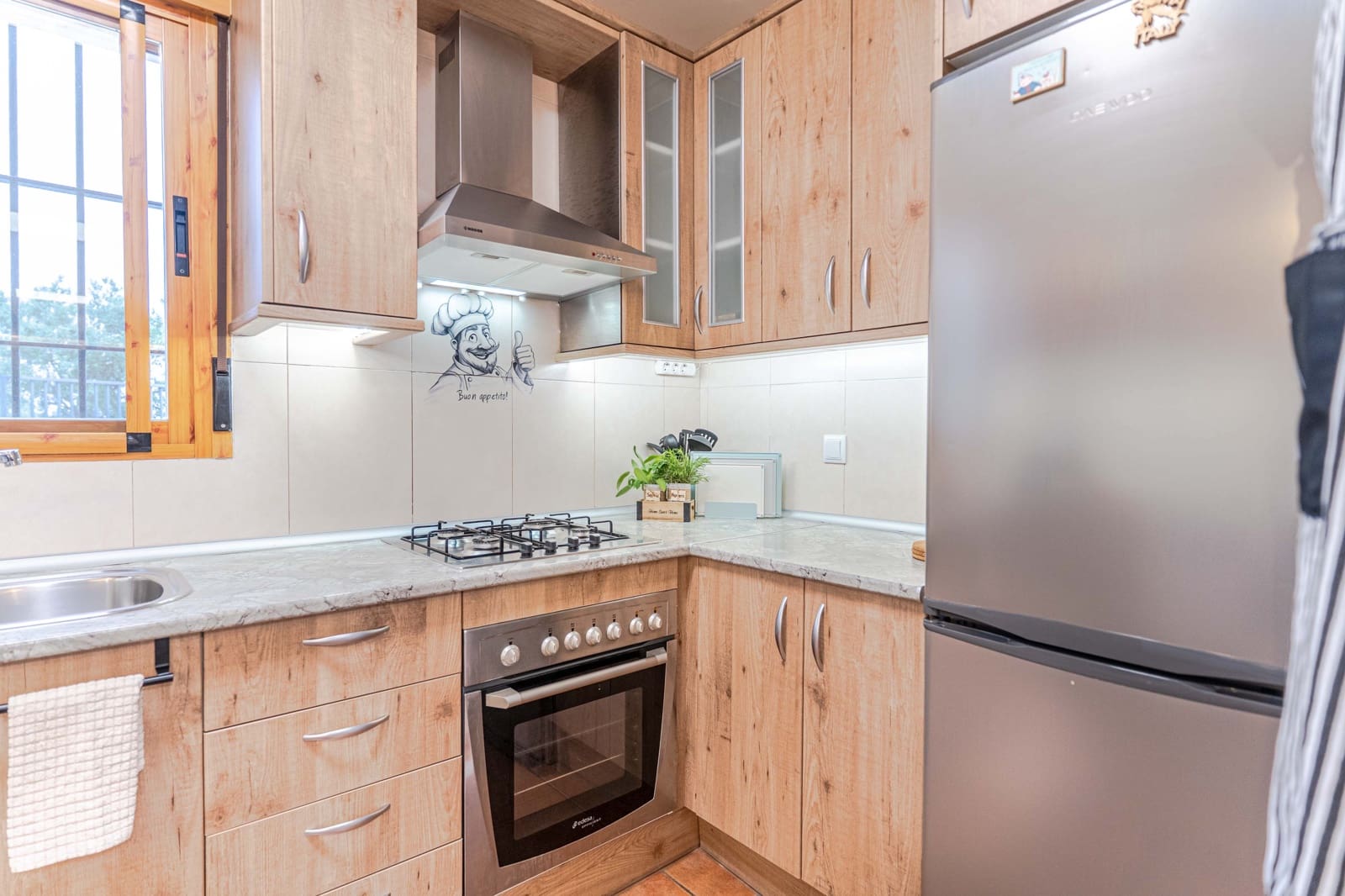 3 slaapkamer Finca/Landhuis te koop in Albondon met garage - € 259.900 (Ref: 9830326)