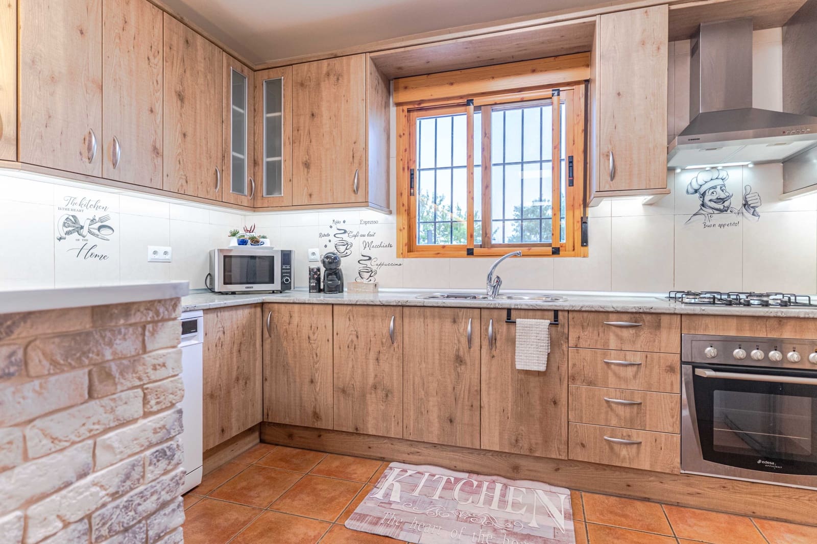 3 slaapkamer Finca/Landhuis te koop in Albondon met garage - € 259.900 (Ref: 9830326)