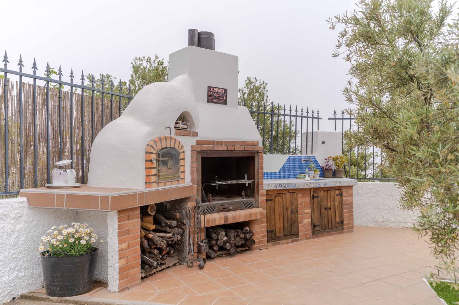 3 slaapkamer Finca/Landhuis te koop in Albondon met garage - € 259.900 (Ref: 9830326)