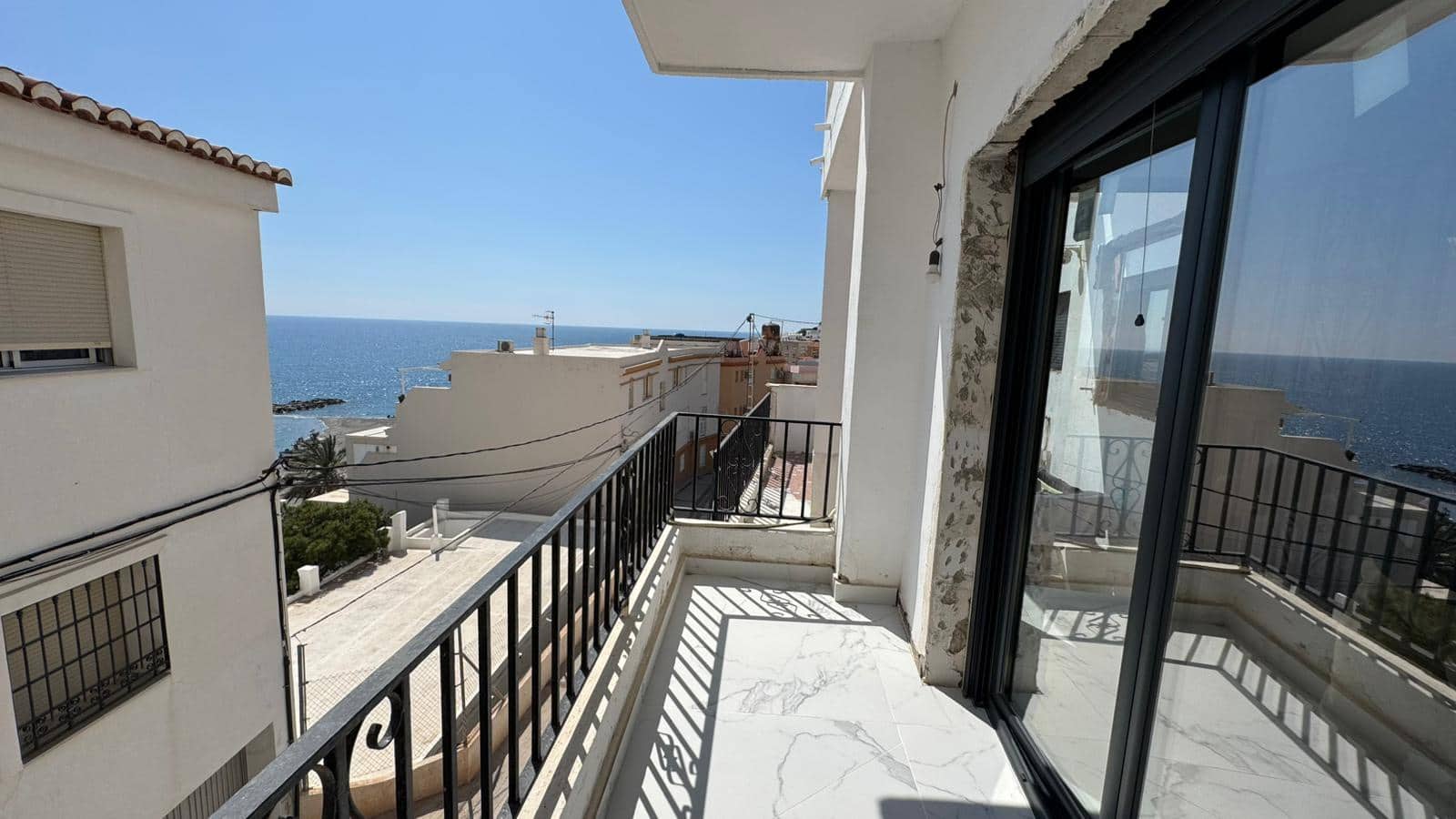 3 bedroom Penthouse for sale in Castell de Ferro - € 199,900 (Ref: 9850559)