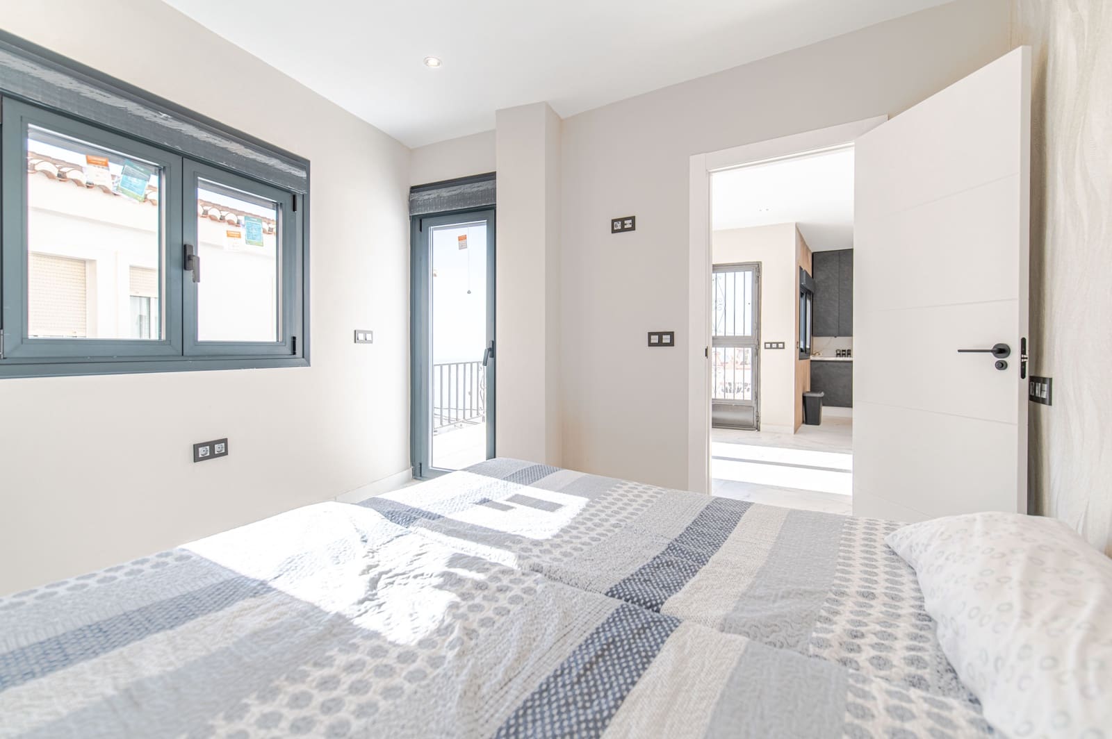 3 bedroom Penthouse for sale in Castell de Ferro - € 199,900 (Ref: 9850559)