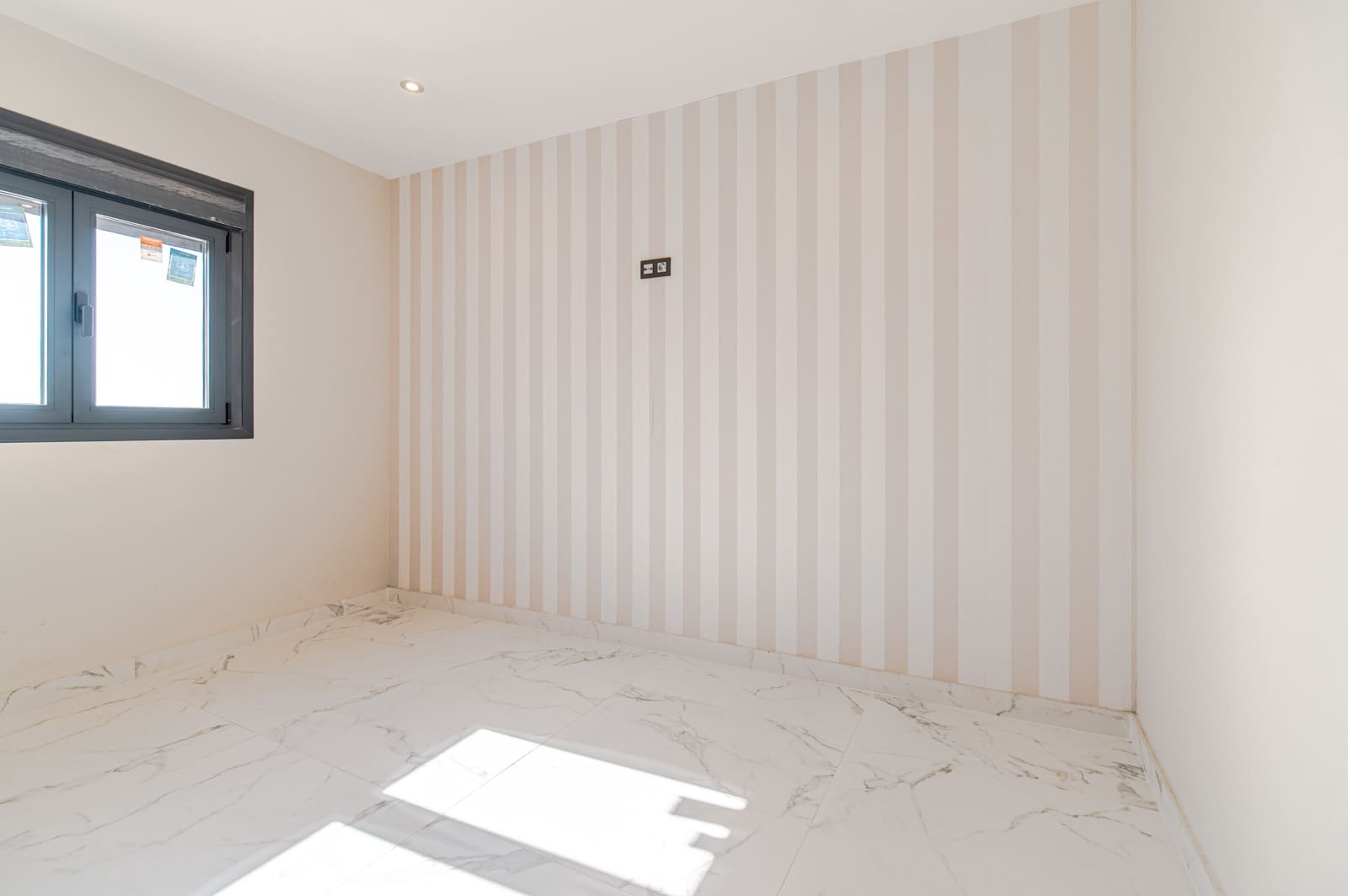 3 bedroom Penthouse for sale in Castell de Ferro - € 199,900 (Ref: 9850559)