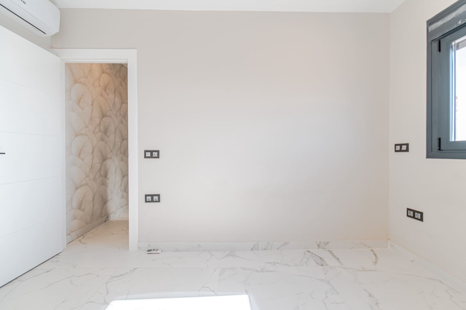 3 bedroom Penthouse for sale in Castell de Ferro - € 199,900 (Ref: 9850559)