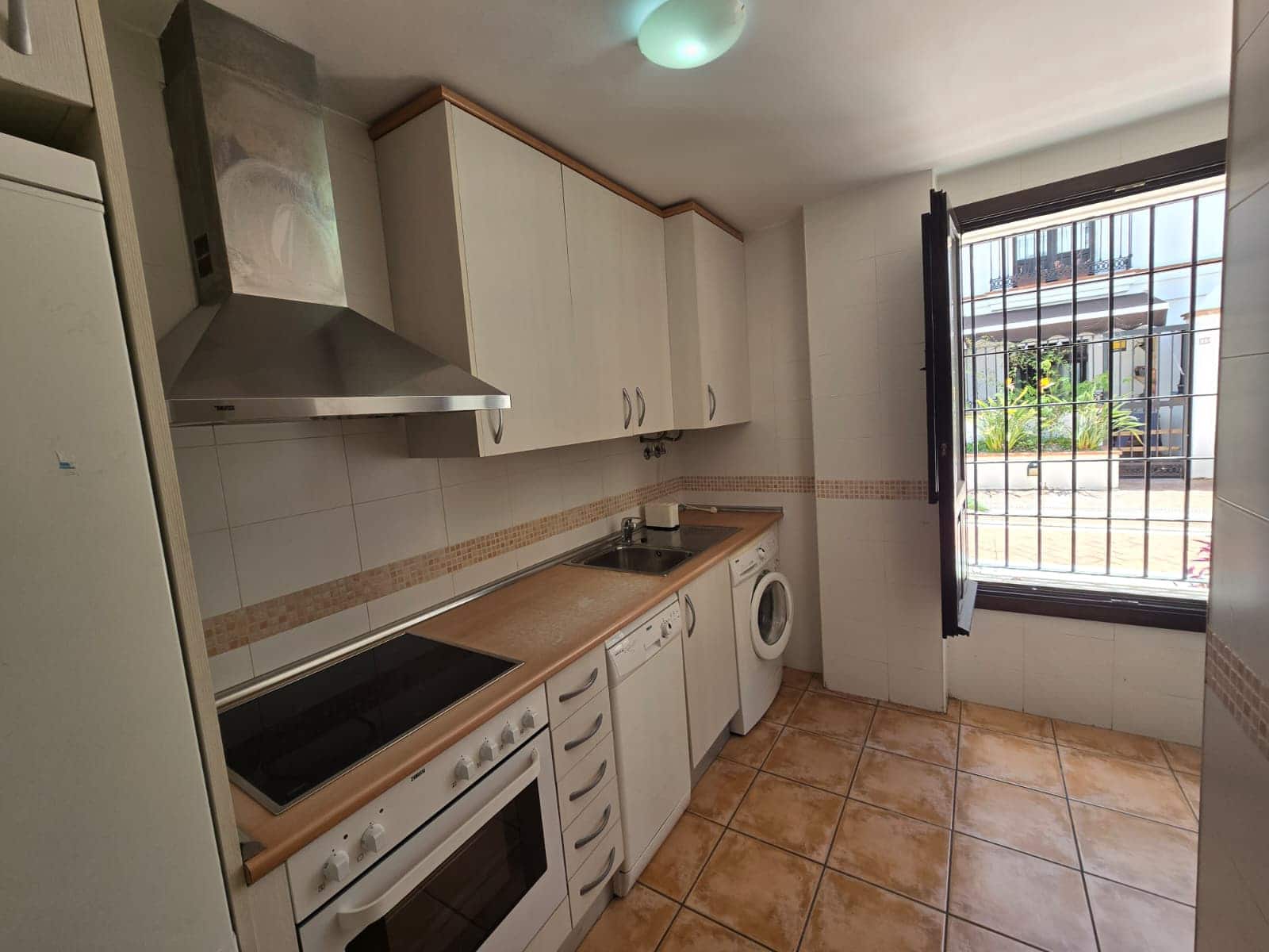 1 camera da letto Appartamento in vendita in Velez de Benaudalla con piscina garage - 95.900 € (Rif: 9866174)