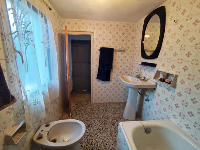 2 bedroom Townhouse for sale in Guajar Fondon, Los Guajares - € 44,900 (Ref: 9866225)