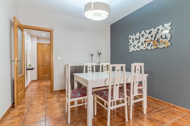 2 slaapkamer Strandappartement te koop in Castillo de Banos, Polopos met zwembad garage - € 169.000 (Ref: 9872783)